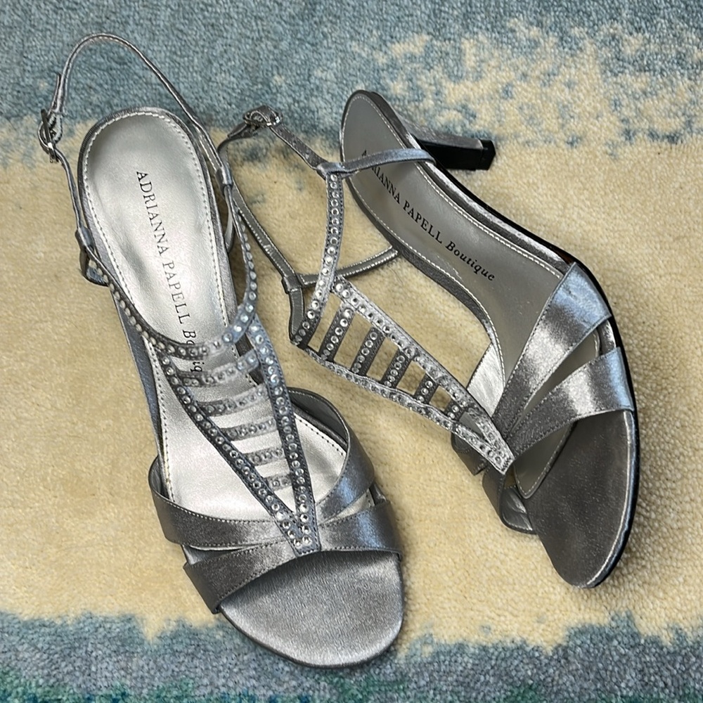 Adrianna Papell AMBER | open-toe heels in pewter size 6.5, w/ original box - Picture 1 of 13